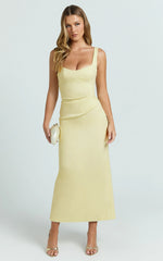 Benita Midi Dress - Scoop Neck Ruched Fitted Dress in Lemon
